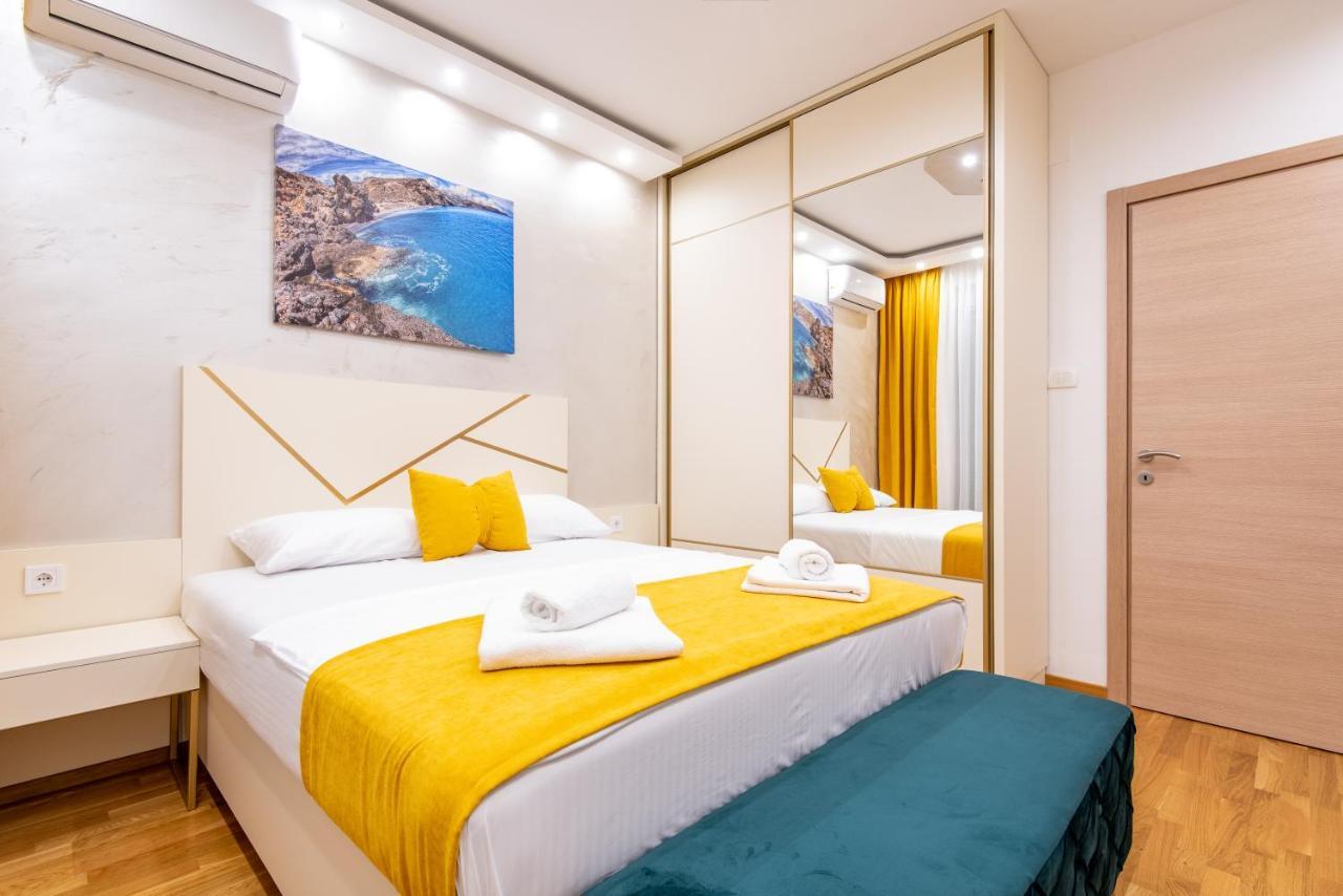 Apartment S&s Becici
